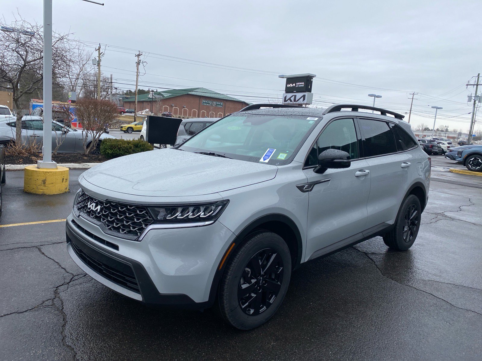 Certified 2023 Kia Sorento S w/ Panoramic Sunroof Package image 4