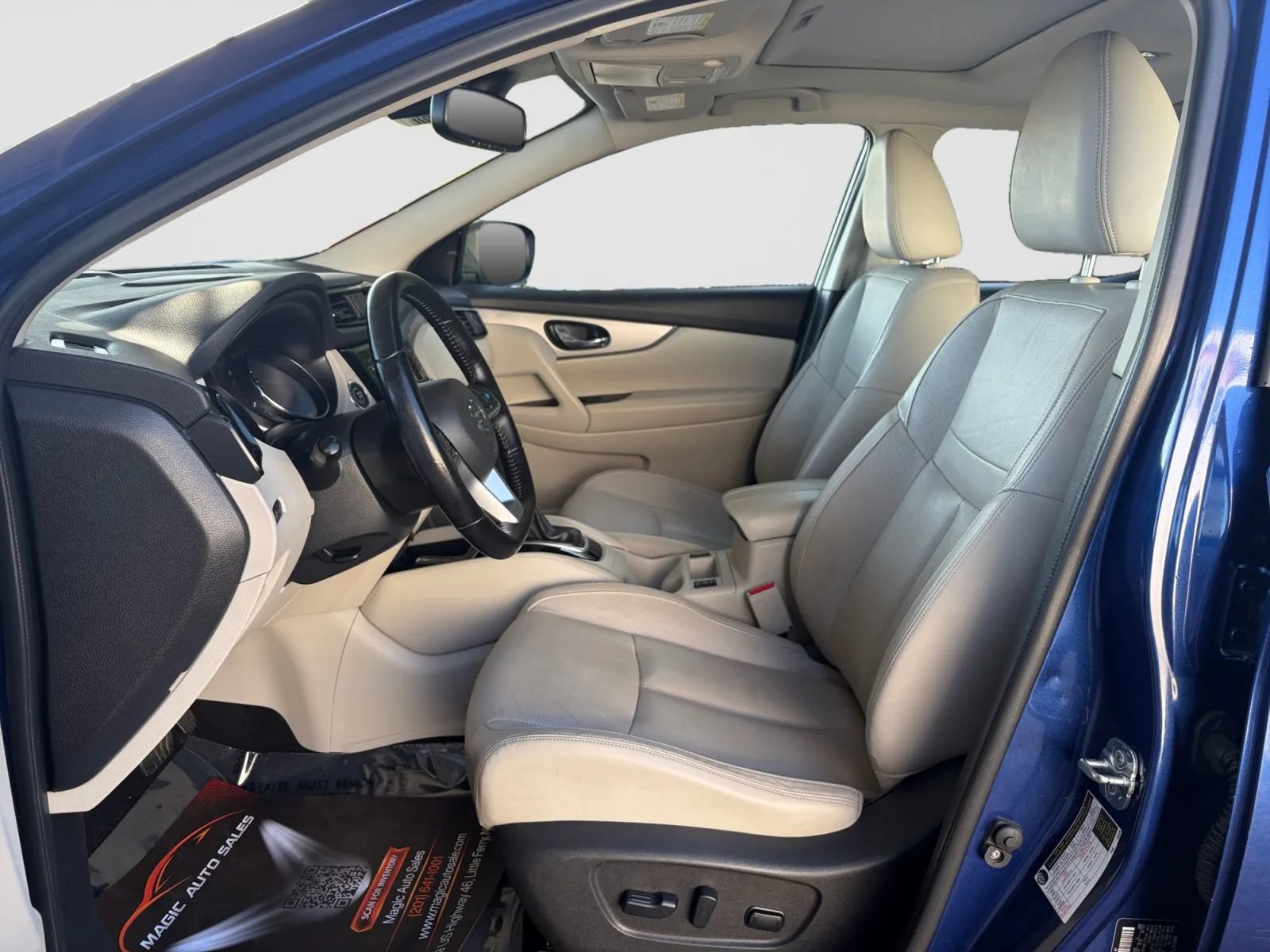 Used 2020 Nissan Rogue Sport SL w/ Premium Package AWD/4WD image 12