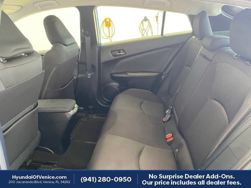 Used 2022 Toyota Prius LE FWD image 27