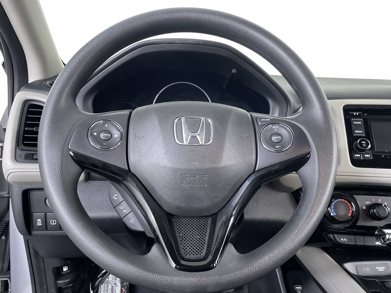 Used 2021 Honda HR-V LX image 13