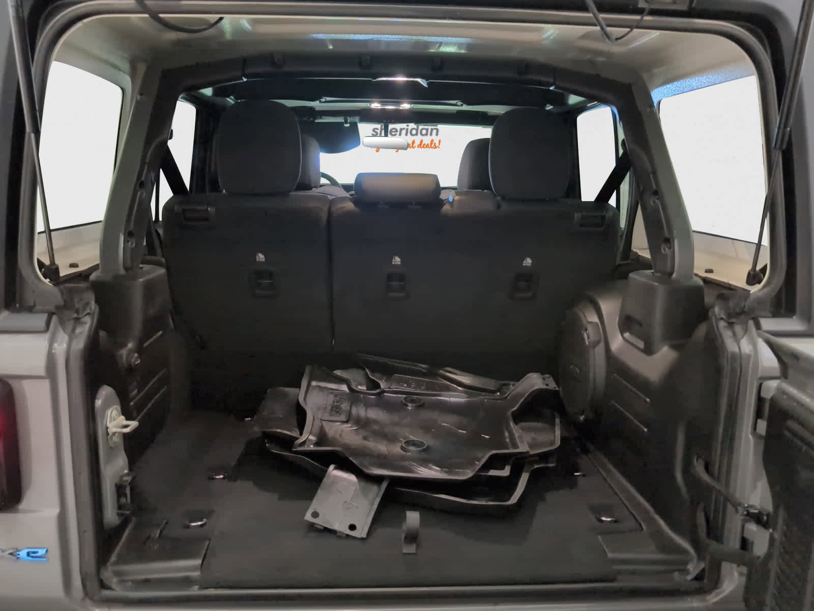 Used 2023 Jeep Wrangler Unlimited image 21