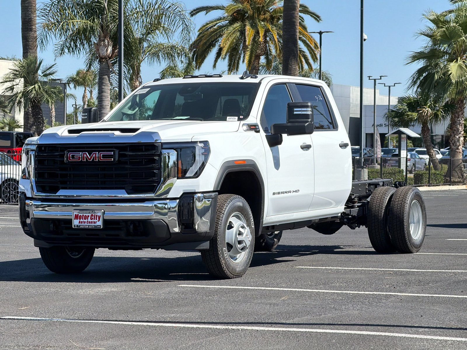 New 2026 GMC Sierra 3500 Pro w/ Convenience Package RWD image 8
