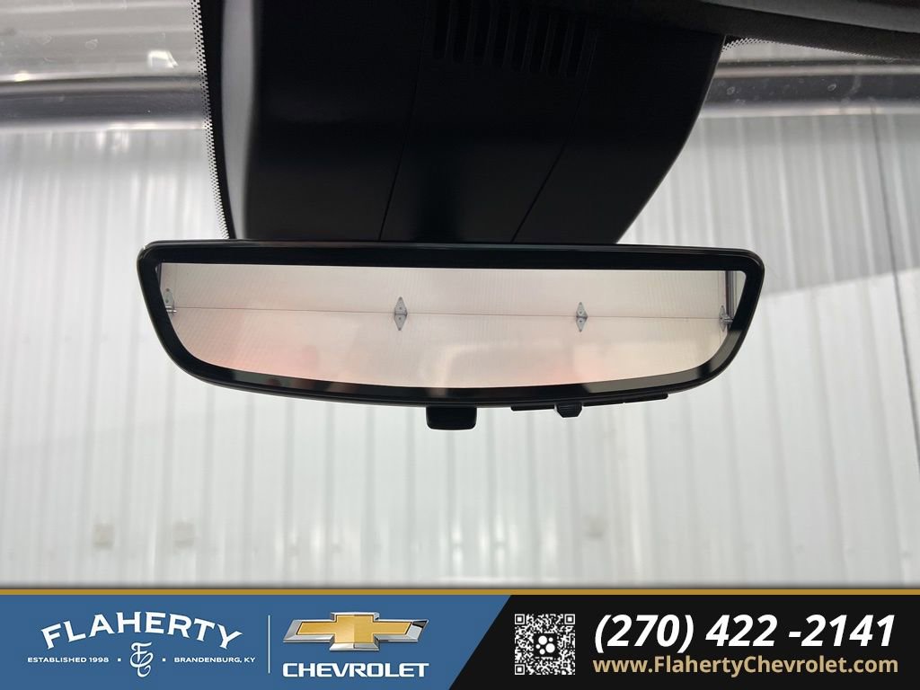 Used 2023 Chevrolet Silverado 1500 LTZ w/ LTZ Premium Package AWD/4WD image 38