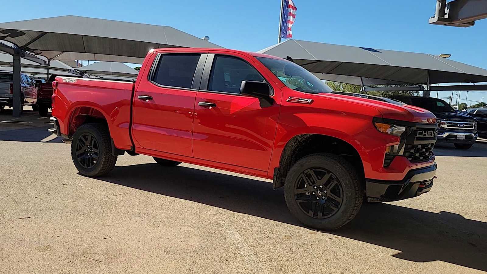 New 2026 Chevrolet Silverado 1500 Custom Trail Boss w/ LPO, Dark Essentials Package AWD/4WD image 3