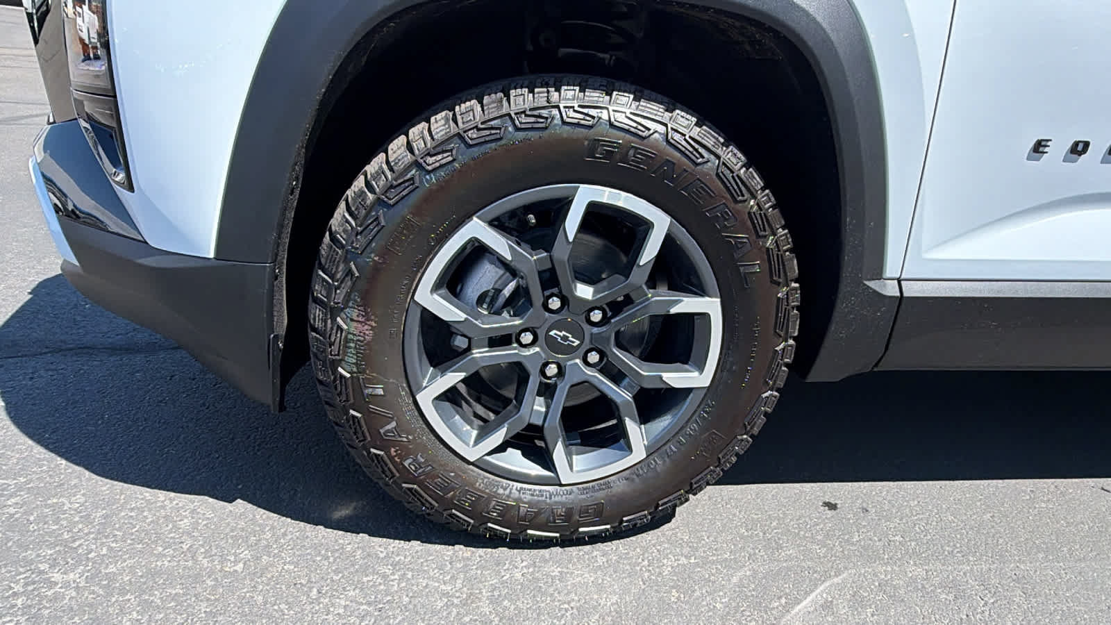 New 2027 Chevrolet Equinox ACTIV w/ Safety and Technology Package AWD/4WD image 9