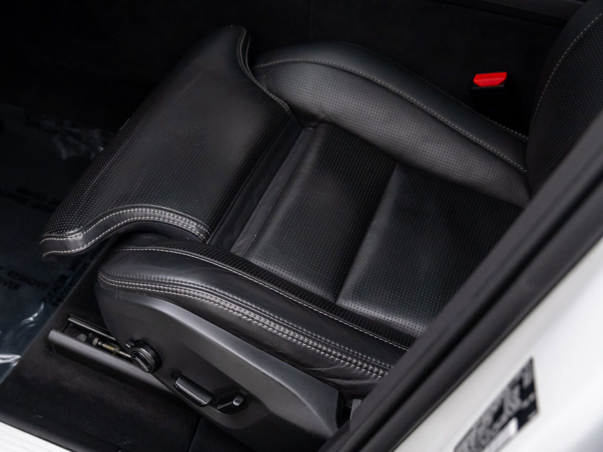 Used 2021 Volvo XC60 T6 Inscription w/ Advanced Package image 14