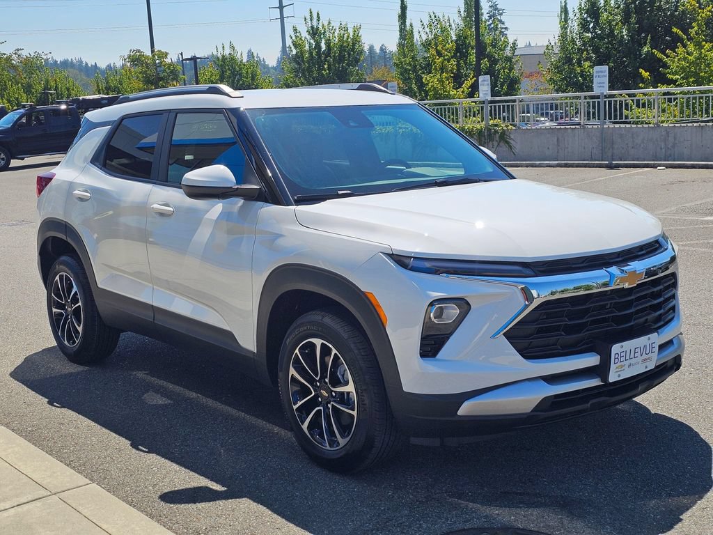 New 2026 Chevrolet TrailBlazer LT AWD/4WD image 7