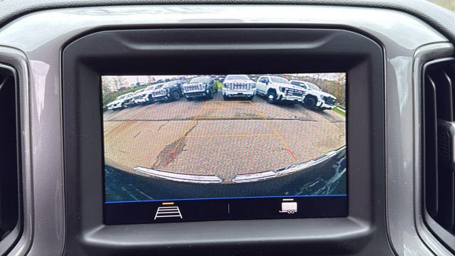 Used 2021 GMC Sierra 1500 4x4 Crew Cab w/ Sierra Value Package image 18