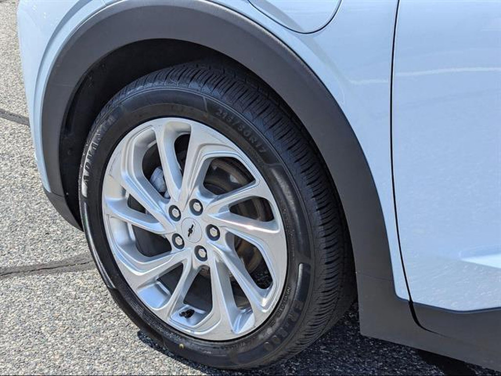 Certified 2023 Chevrolet Bolt EUV LT FWD image 17