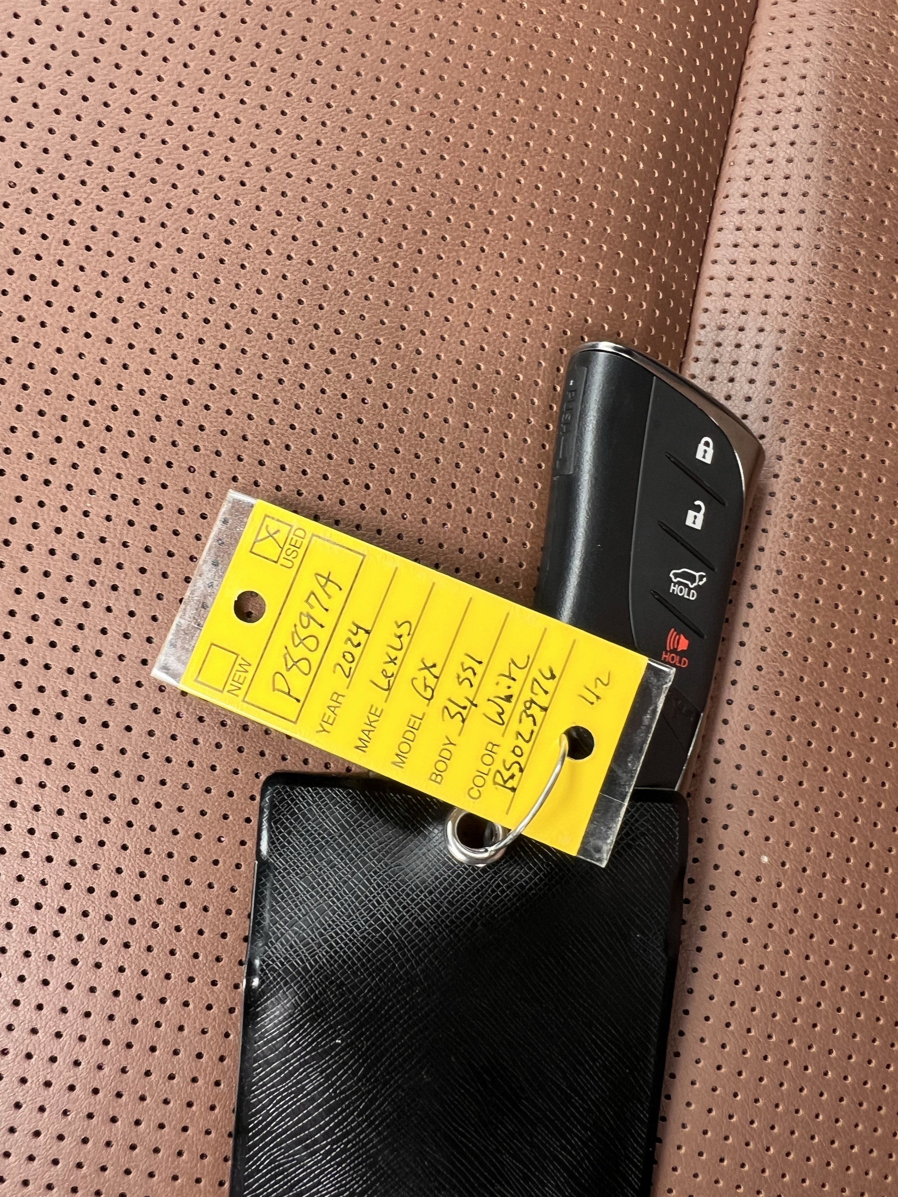 Used 2024 Lexus GX 550 w/ Cold Area Package image 37