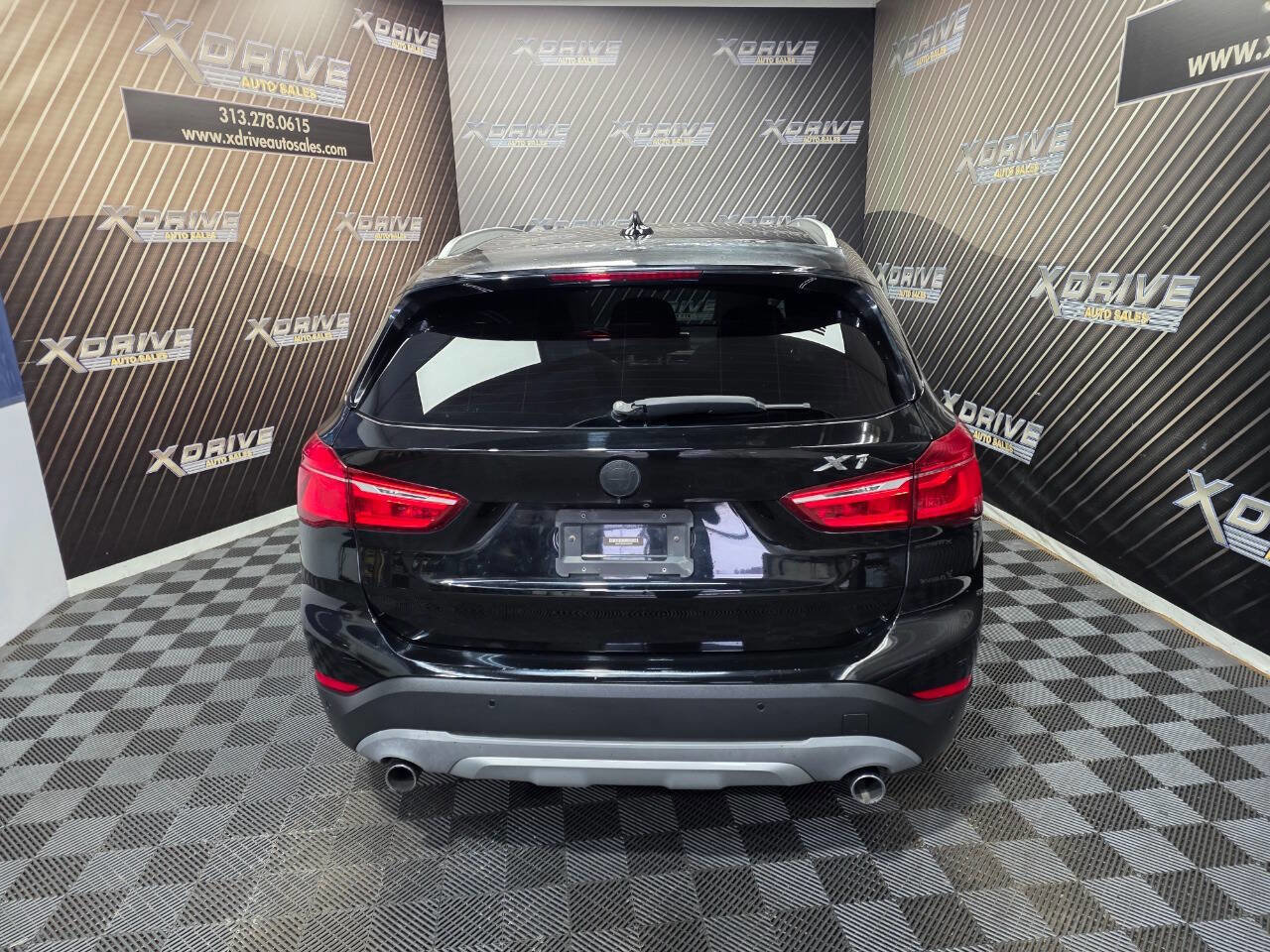 Used 2017 BMW X1 xDrive28i image 12