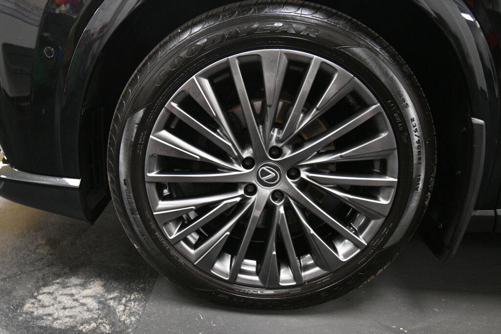 Used 2023 Lexus RX 350 AWD w/ Accessory Package image 35