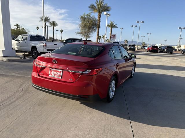 Used 2025 Toyota Camry LE FWD image 5