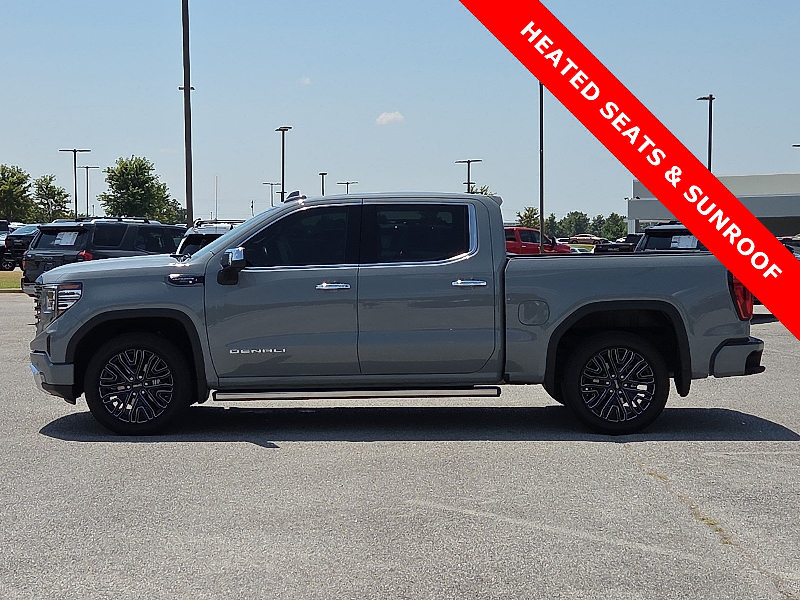 Used 2024 GMC Sierra 1500 Denali Ultimate AWD/4WD image 3
