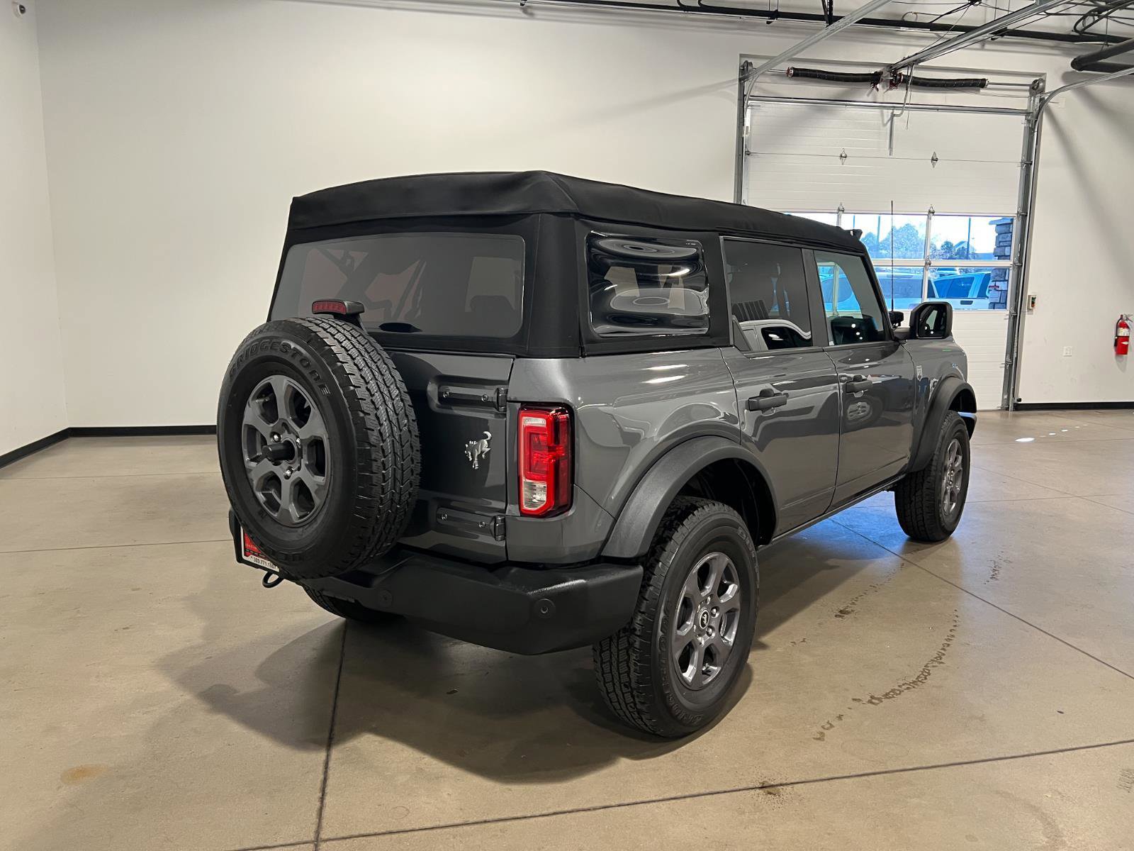 Used 2024 Ford Bronco Big Bend image 3