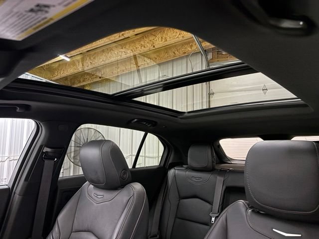 Used 2023 Cadillac XT4 Sport w/ Sun And Sound Package AWD/4WD image 39