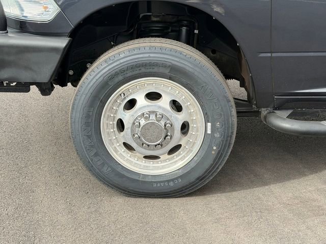 Used 2018 RAM 3500 SLT w/ Cold Weather Group image 27