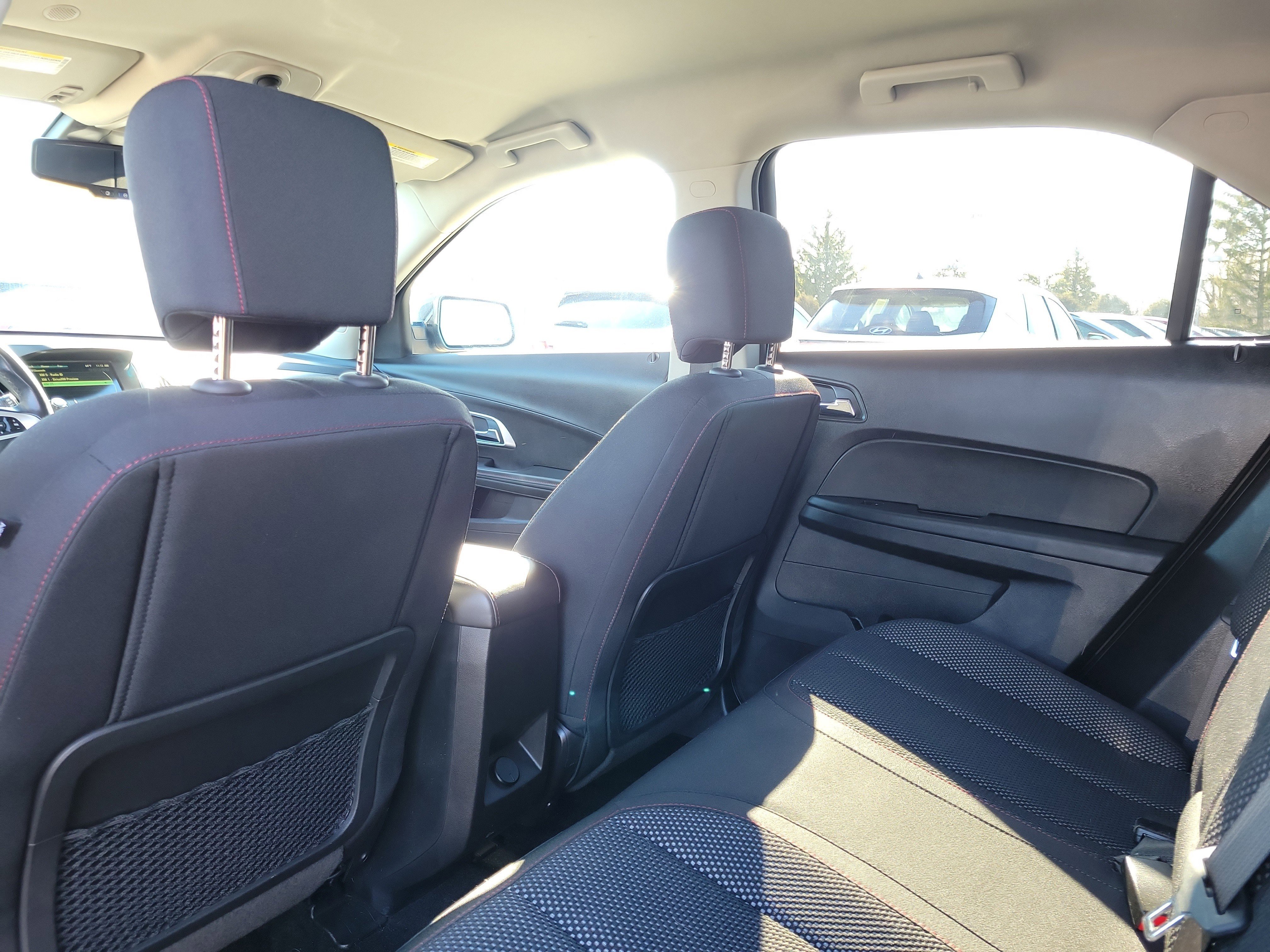 Used 2015 Chevrolet Equinox LT w/ Power Convenience Package image 14