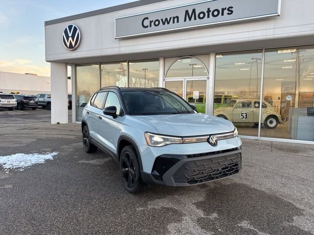 New 2026 Volkswagen Taos SE