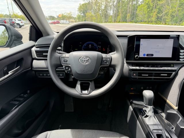Used 2026 Toyota Camry LE image 11