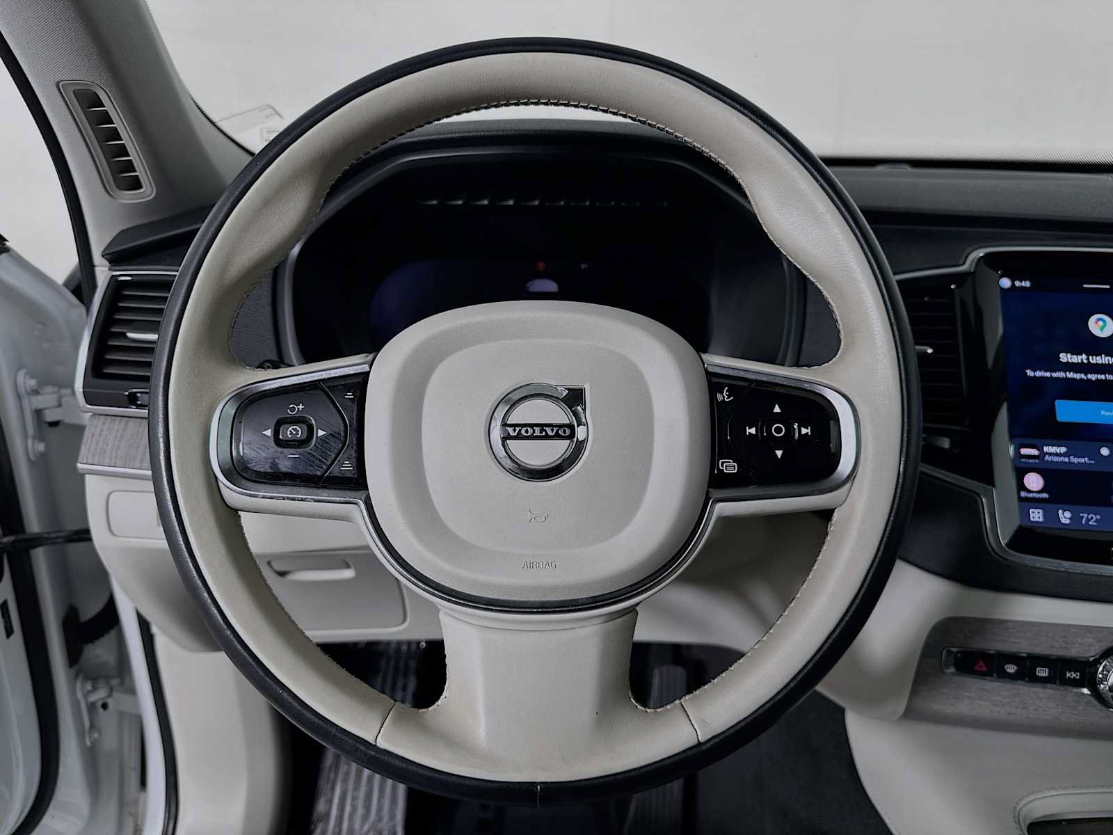 Used 2023 Volvo XC90 B5 Plus AWD/4WD image 11