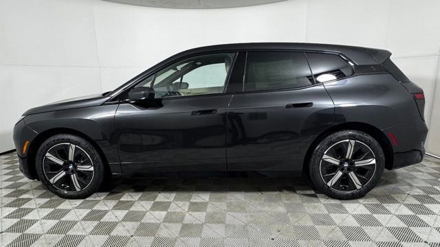 New 2026 BMW iX xDrive45 image 4