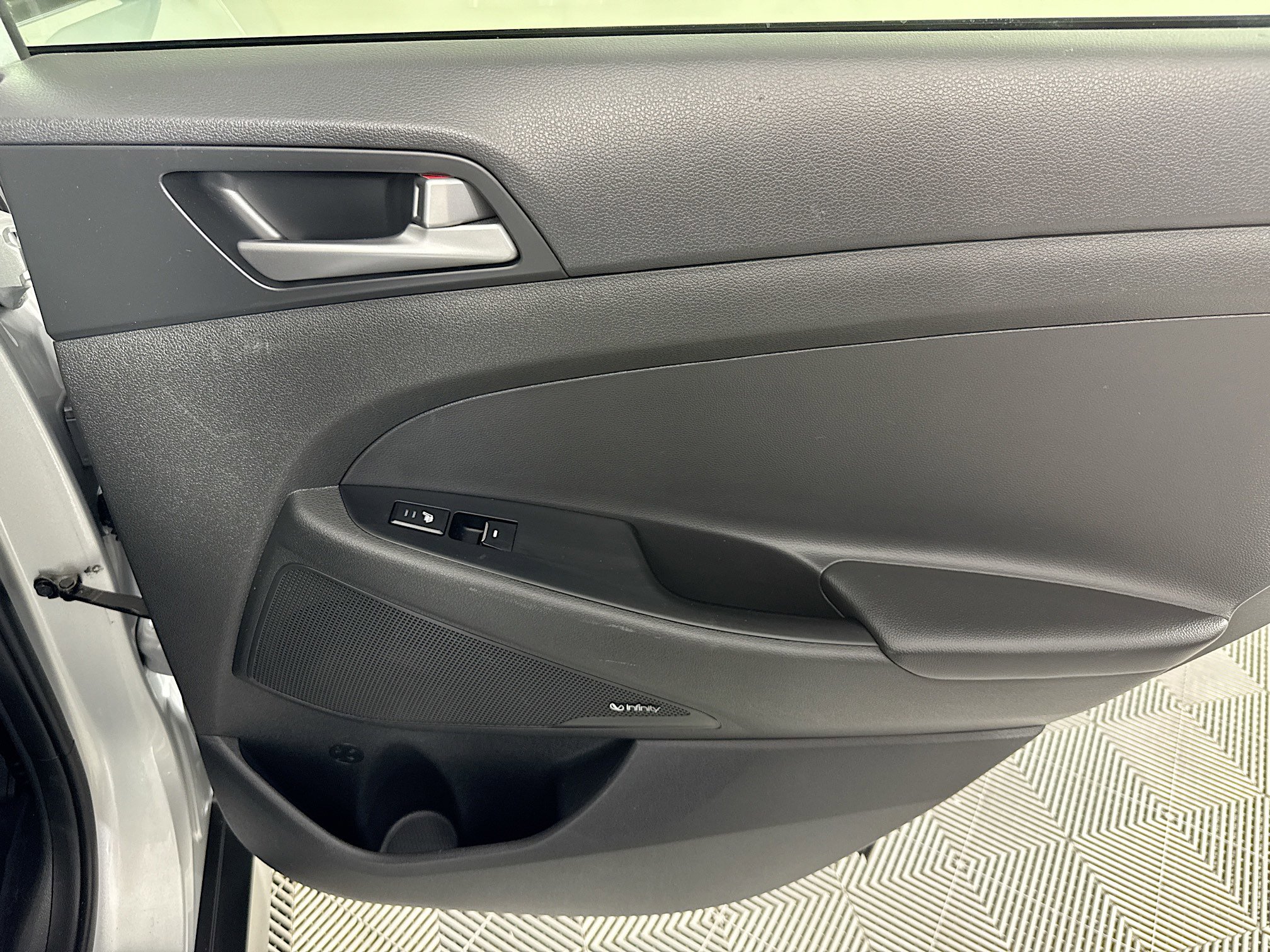 Used 2017 Hyundai Tucson Limited w/ Limited Ultimate Package 03 AWD/4WD image 27