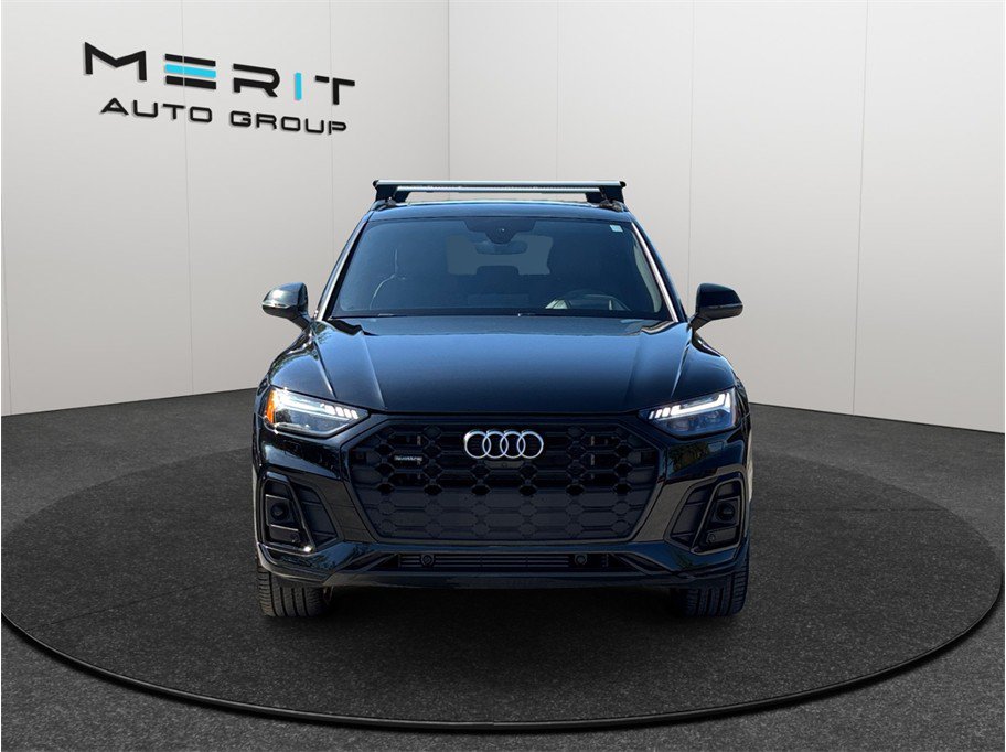 Used 2022 Audi Q5 e Prestige w/ Prestige Package AWD/4WD image 3