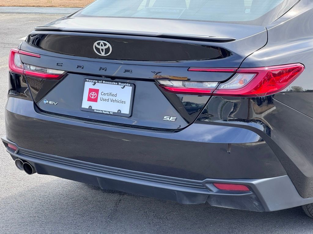 Used 2025 Toyota Camry SE FWD image 37