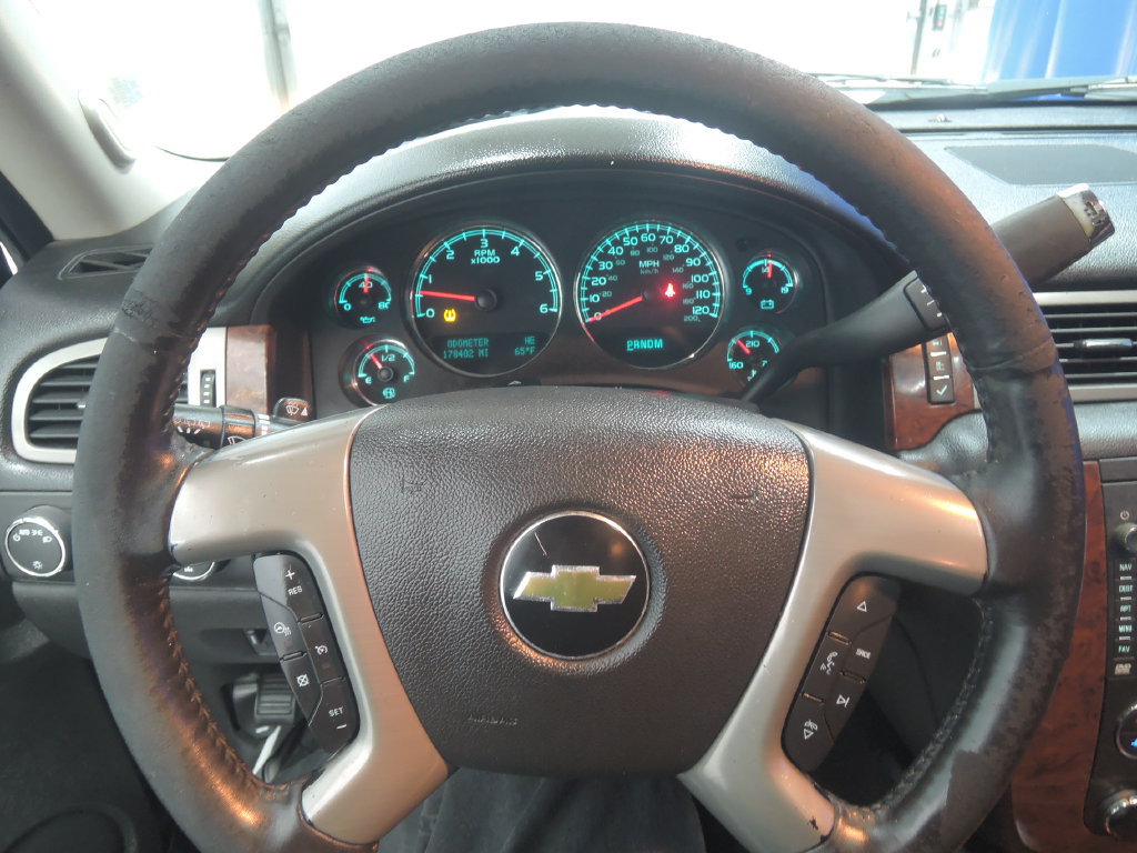 Used 2012 Chevrolet Suburban LTZ AWD/4WD image 14