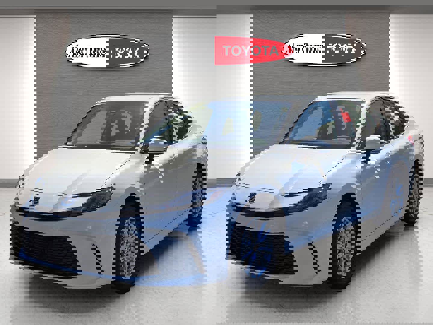 Used 2026 Toyota Camry LE image 3