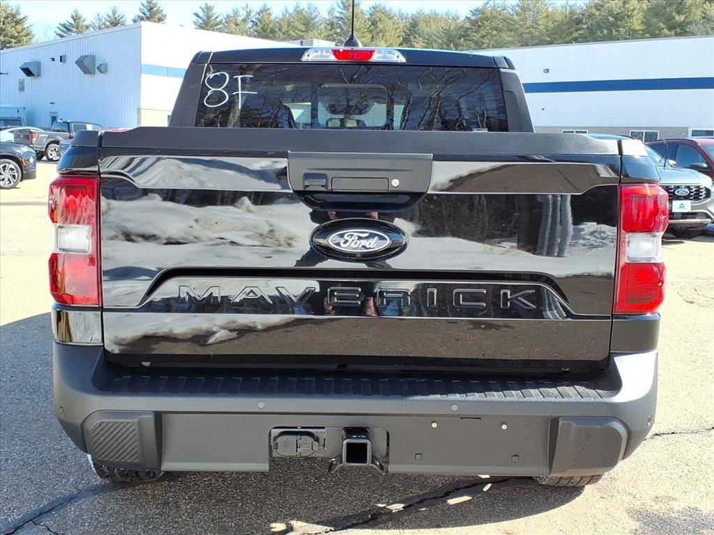 New 2026 Ford Maverick Lariat w/ Black Appearance Package image 6