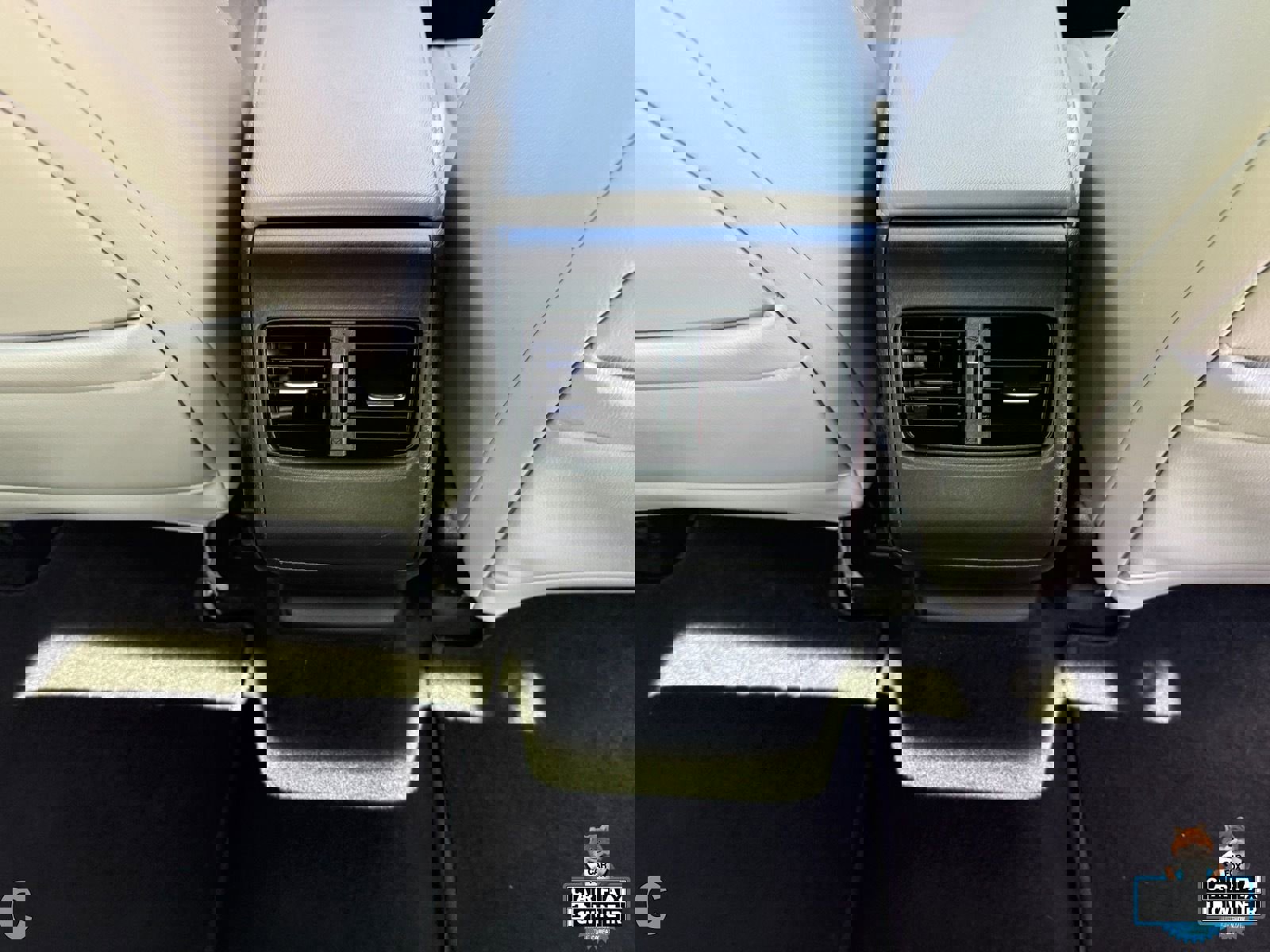 Used 2018 Honda Accord Touring image 13