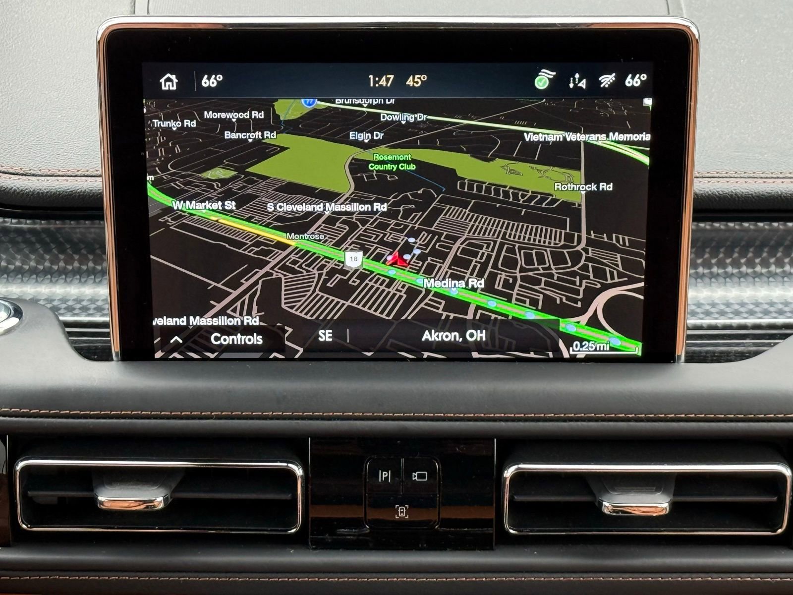 Used 2023 Lincoln Aviator Black Label w/ Dynamic Handling Package image 24