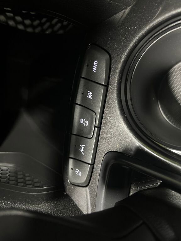 Used 2022 Chevrolet TrailBlazer LT w/ Convenience Package image 14