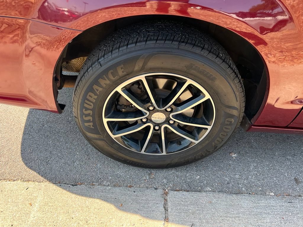 Used 2019 Dodge Grand Caravan GT FWD image 11
