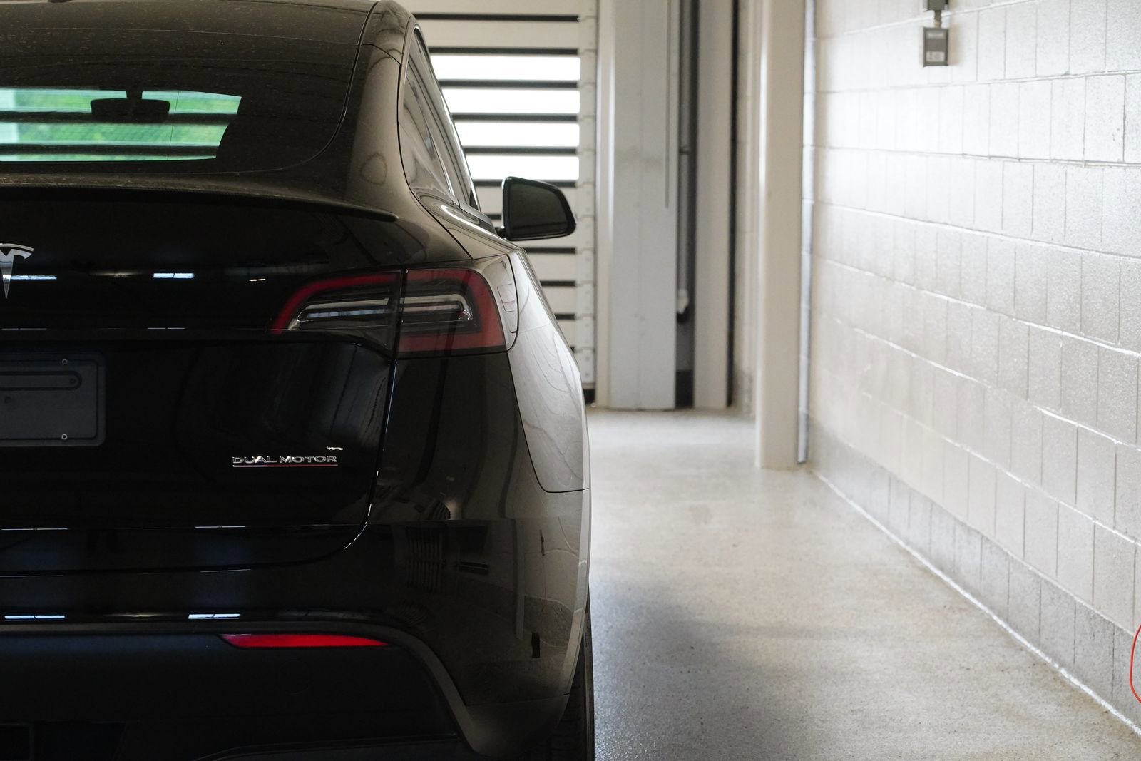 Used 2023 Tesla Model Y Performance AWD/4WD image 10