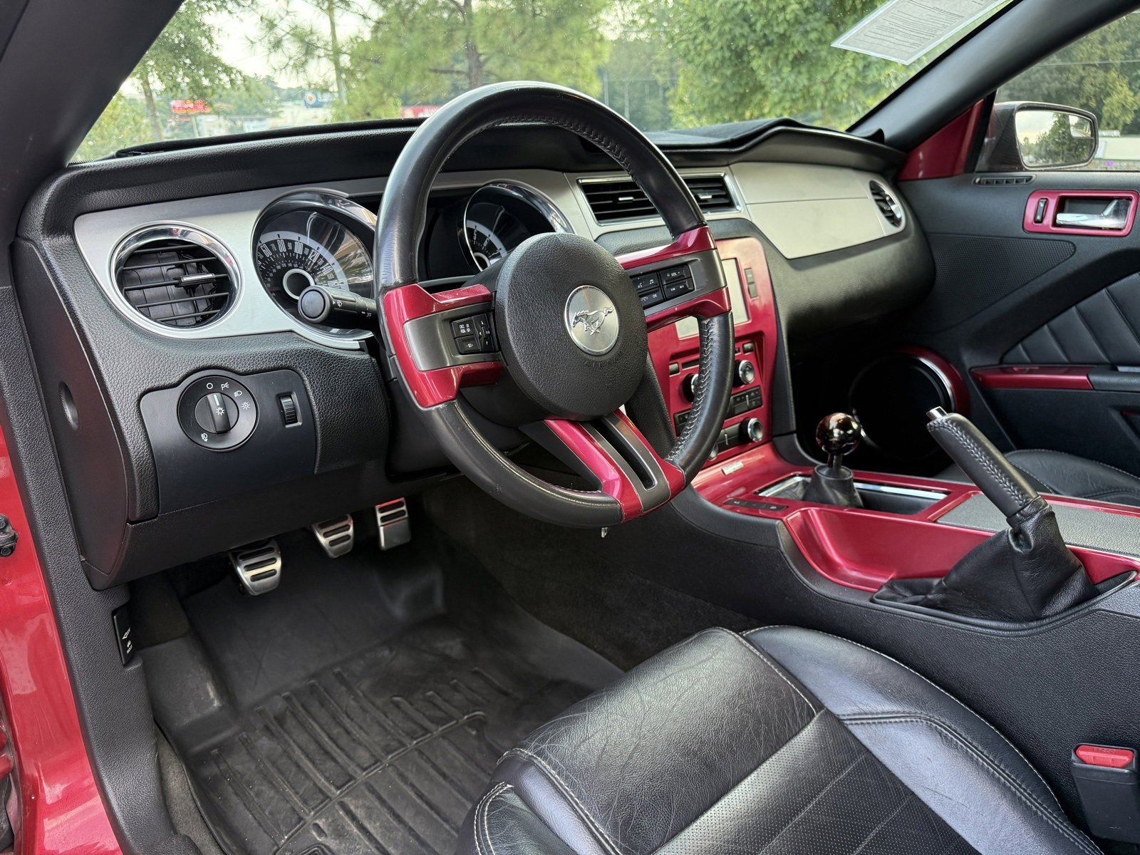 Used 2013 Ford Mustang GT Premium image 21