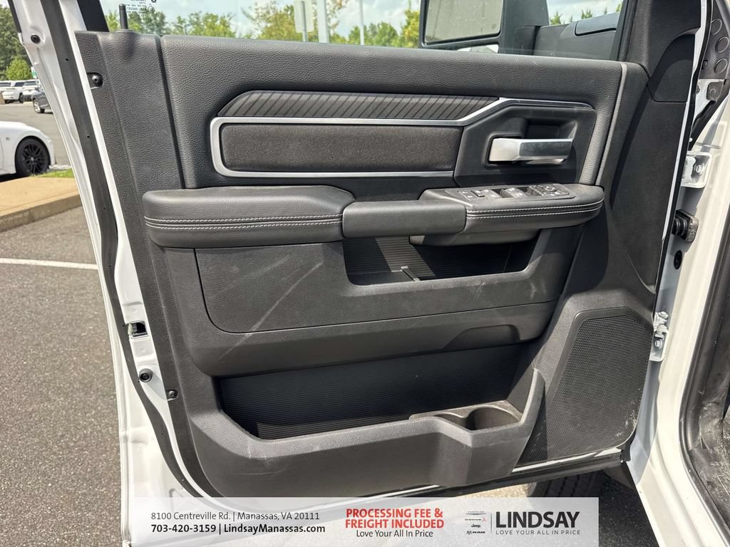 New 2026 RAM 5500 4x4 Crew Cab image 17
