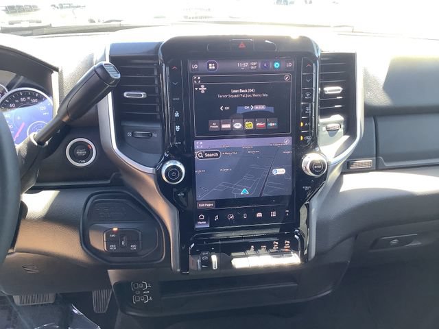 Used 2025 RAM 2500 Big Horn AWD/4WD image 17