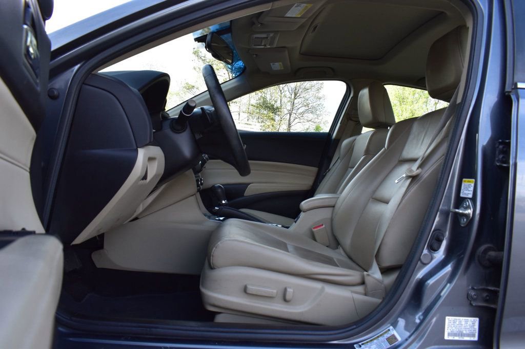 Used 2014 Acura ILX w/ Technology Package FWD image 11
