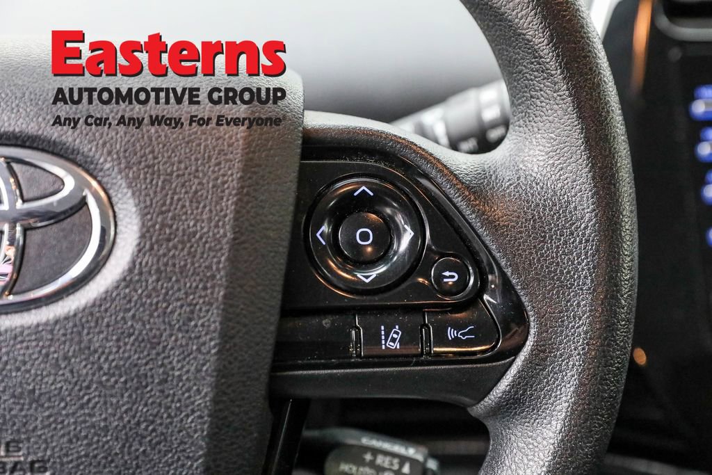 Used 2022 Toyota Prius LE image 16