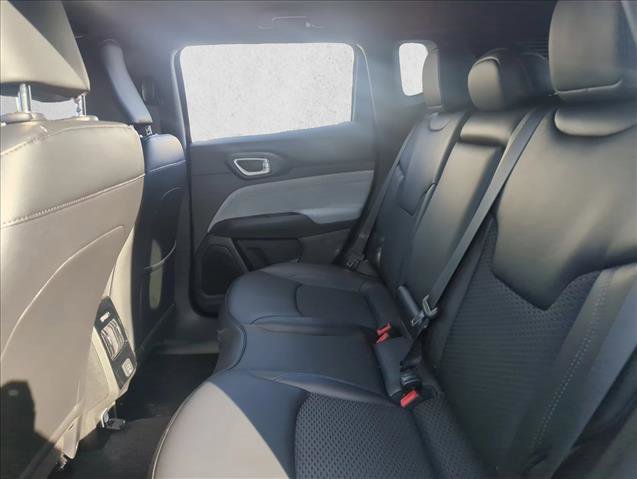 New 2026 Jeep Compass Latitude image 13