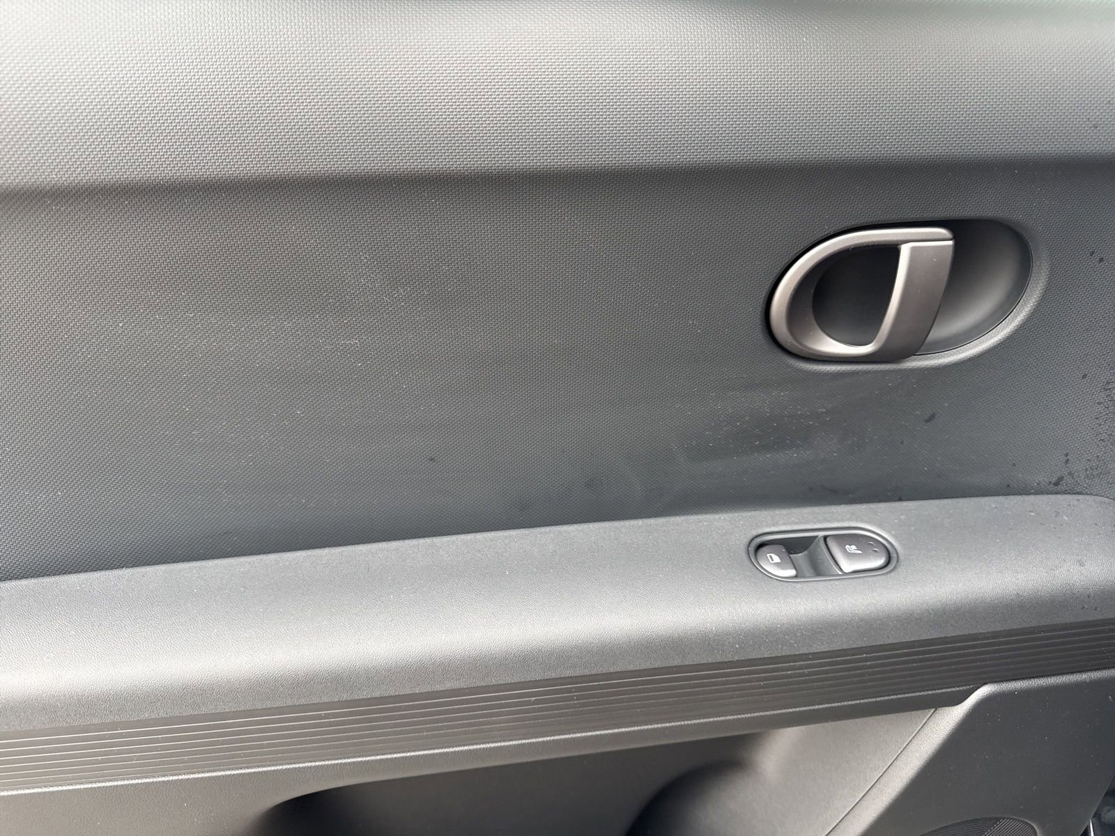 Used 2025 Hyundai Ioniq 5 SEL image 13