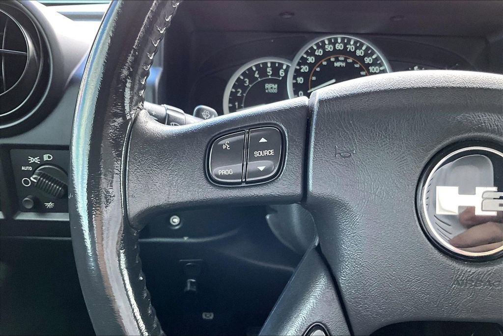 Used 2005 HUMMER H2 SUT w/ Preferred Equipment Group image 18