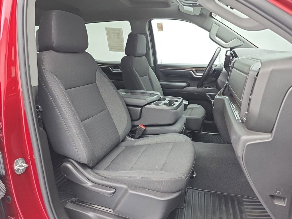 Certified 2022 Chevrolet Silverado 1500 LT w/ Z71 Off-Road Package AWD/4WD image 46