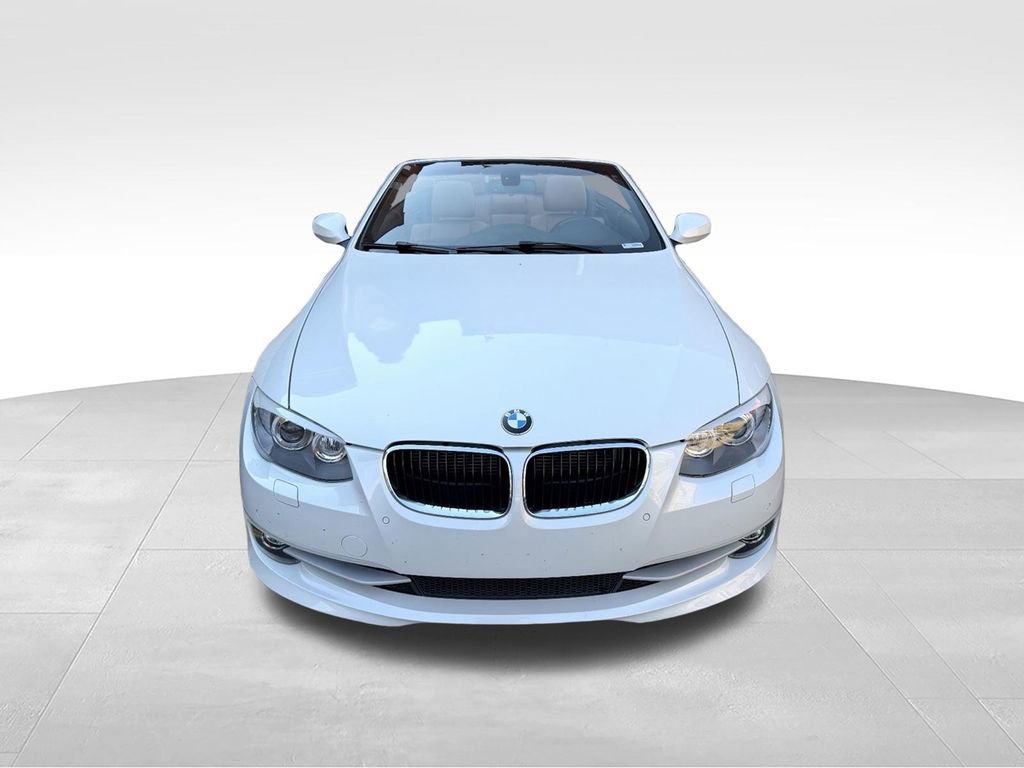 Used 2012 BMW 328i Convertible RWD image 4
