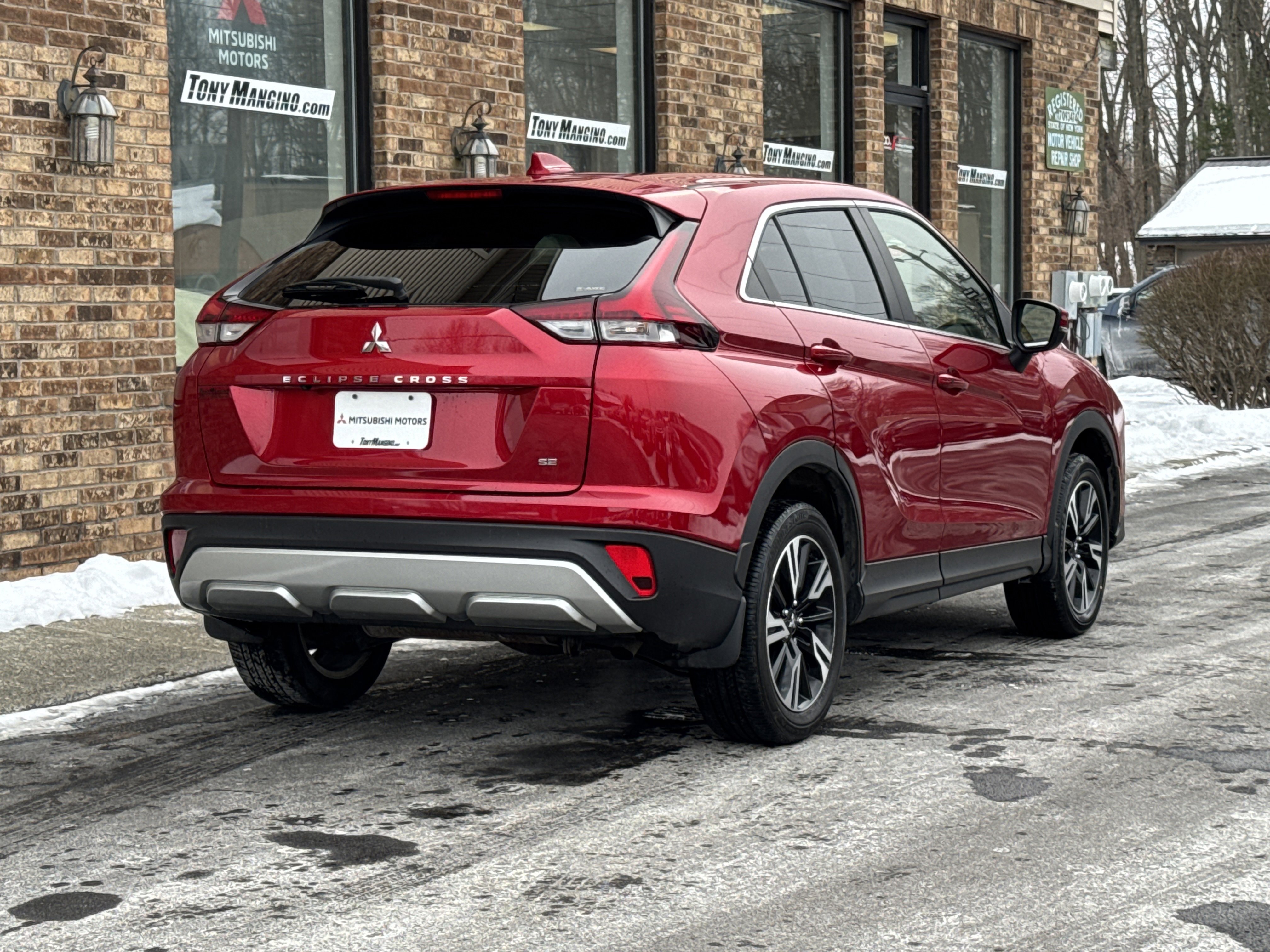 Used 2023 Mitsubishi Eclipse Cross SE image 5
