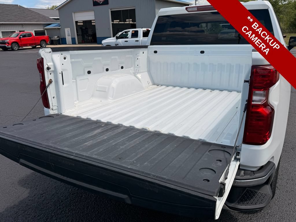 Used 2024 Chevrolet Silverado 1500 LT AWD/4WD image 8