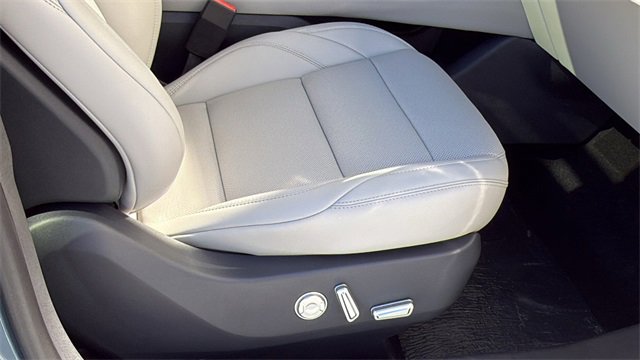 New 2026 Lincoln Nautilus Premier w/ Equipment Group 102A image 9